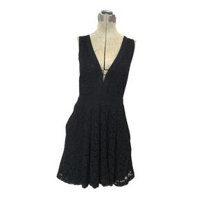 Free People-Women’s Medium Black Lace dress with